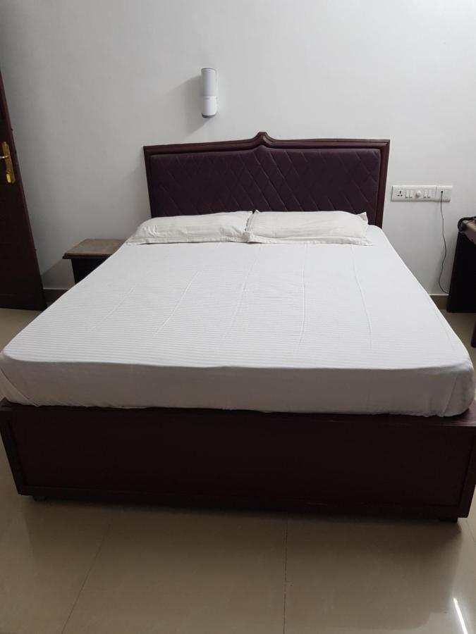All Seasons Guest House Thiruvananthapuram Εξωτερικό φωτογραφία